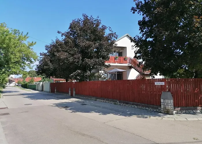 Mimi Vendeghaz Siófok