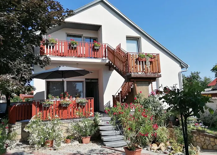 Appartement Mimi Vendeghaz *